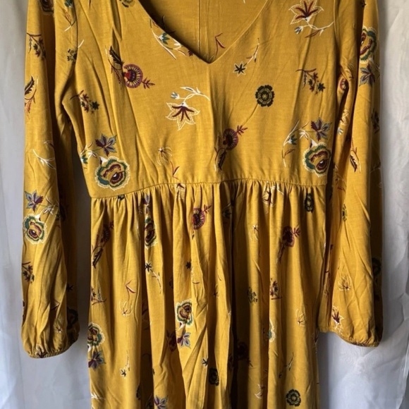 Old Navy Yellow Floral Long Sleeve Dress - Picture 6 of 6
